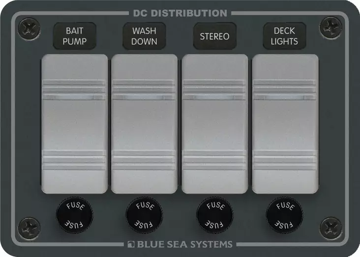 Blue Sea Systems Panel H2O 12VDC AGC 4pos Gray H - Batteri och elektriska tillbehör - 2103202312 - 1