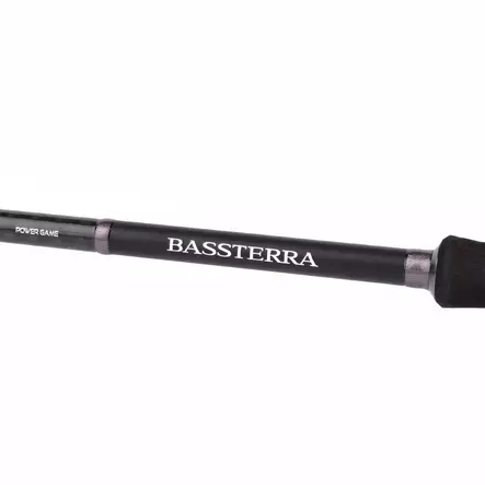 Shimano Bassterra A Power Game Spinning - Kust- & inshorespön - 8717009885577 - 2