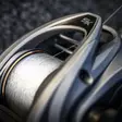Abu Revo SX VoltiQ - Lågprofilsrullar - REVO5SXVIQLP-L - 9